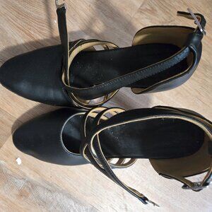 Black salsa dancing shoes